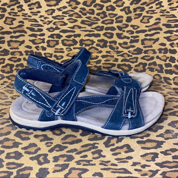 earth sophie sandals